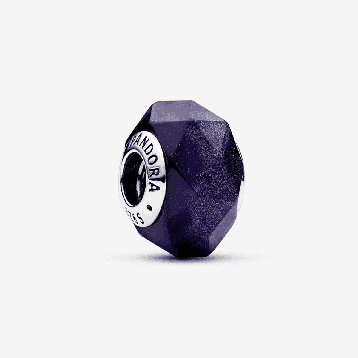 Charm Pandora de cristal de Murano en tono azul oscuro facetado - 792984C00