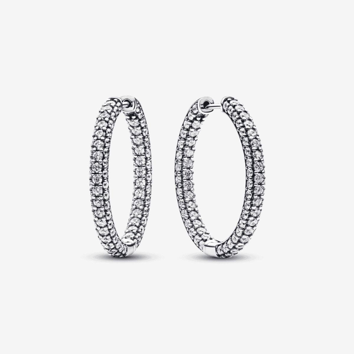 Aretes de aro Pandora Timeless en plata de ley con pavé de cristales brillantes - 293016C01