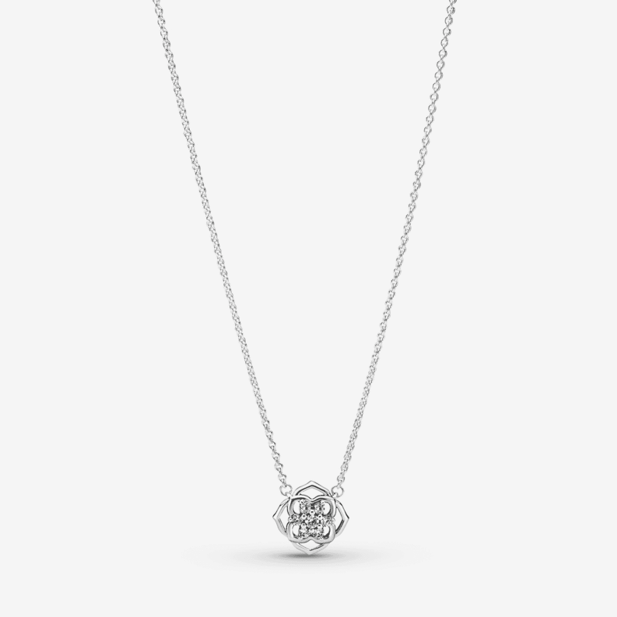 Collar Pandora Pétalos de Rosa en plata de ley con cristales - 399370C01