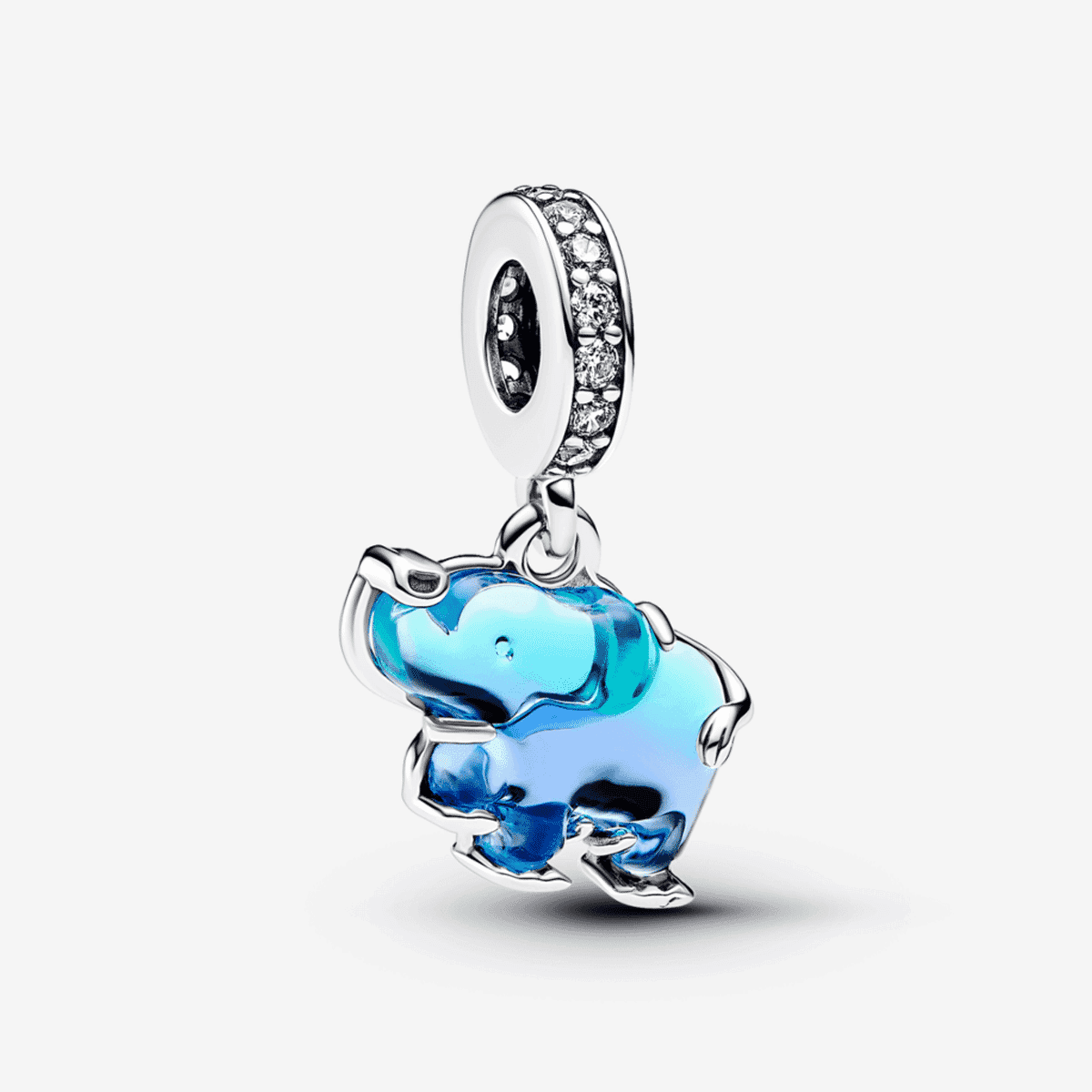 Charm colgante Pandora elefante en cristal de Murano azul con circonitas - 793339C01