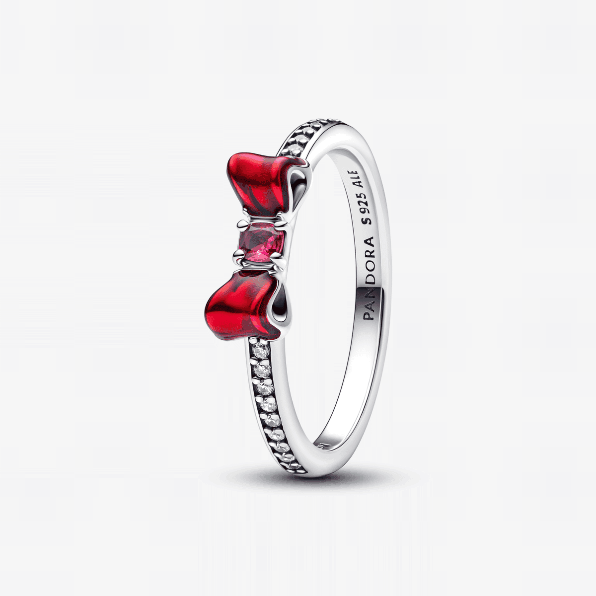 Vista frontal del Anillo Pandora Lazo Princesa Blancanieves de Disney en plata de ley con detalles en esmalte rojo y circonitas. - 193652C01