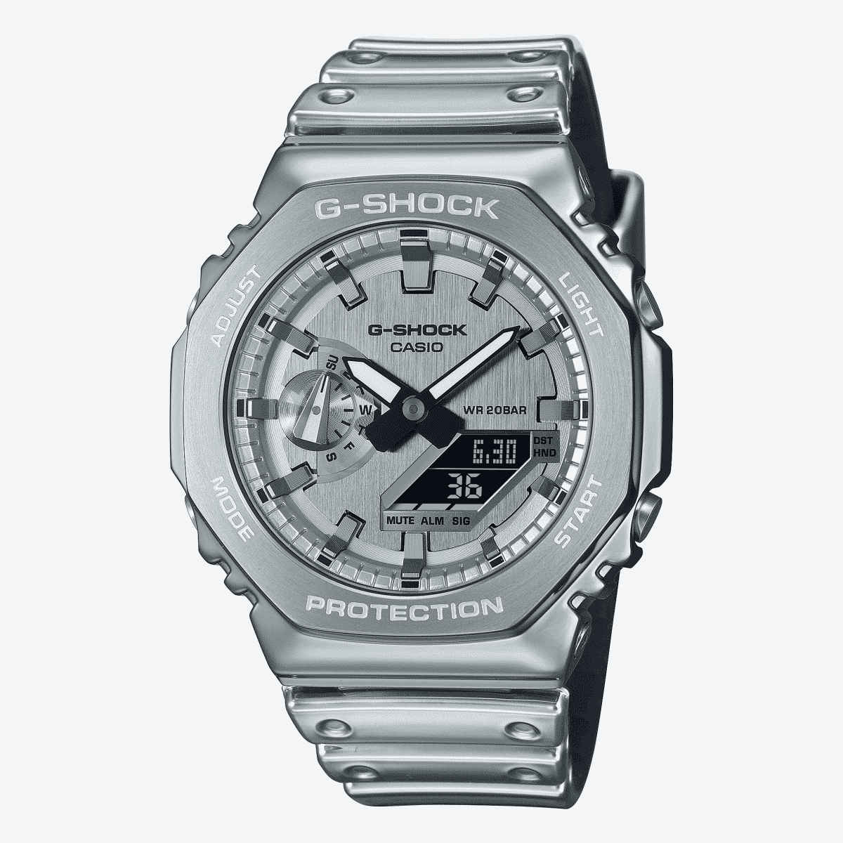 Vista frontal del Reloj Casio G-Shock G-Steel GM-2100YM-8AER con brazalete plateado y esfera gris Vista frontal del Reloj Casio G-Shock G-Steel GM-2100YM-8AER con brazalete plateado y esfera gris