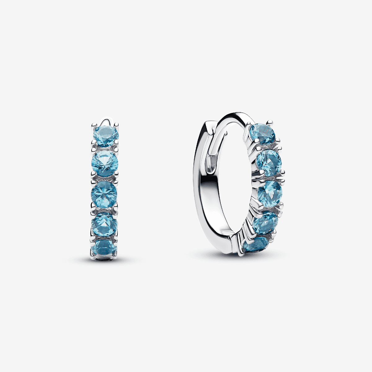 Pendientes Abrazo Azul Claro en plata de primera ley con cristales azules vista frontal - 293849C01 Pendientes Abrazo Azul Claro en plata de primera ley con cristales azules vista frontal - 293849C01