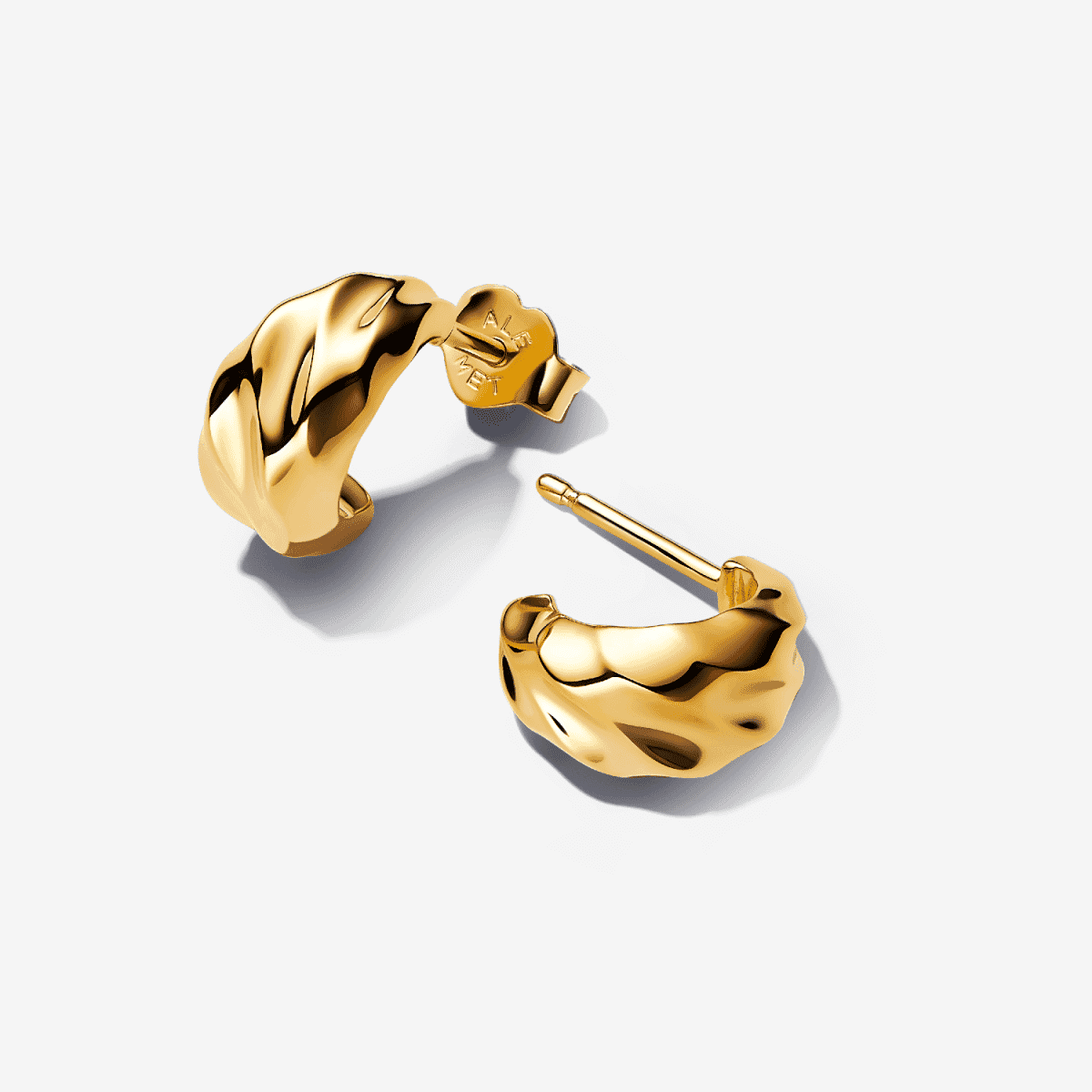 Pendientes de Aro Abiertos Ondulados Pandora chapados en oro vista frontal - 263873C00