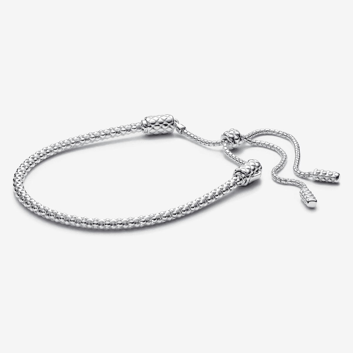 Vista frontal de la Pulsera Pandora Moments Cadena con Tachuelas Deslizante en plata - 593090C00 Vista frontal de la Pulsera Pandora Moments Cadena con Tachuelas Deslizante en plata - 593090C00