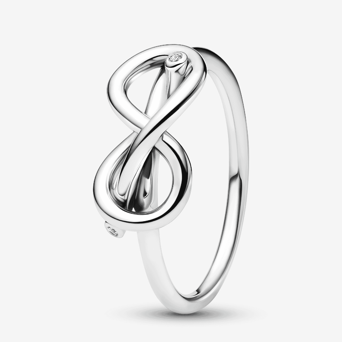 Anillo Nudo Infinito Pandora en plata de ley con circonitas vista frontal - 193759C01