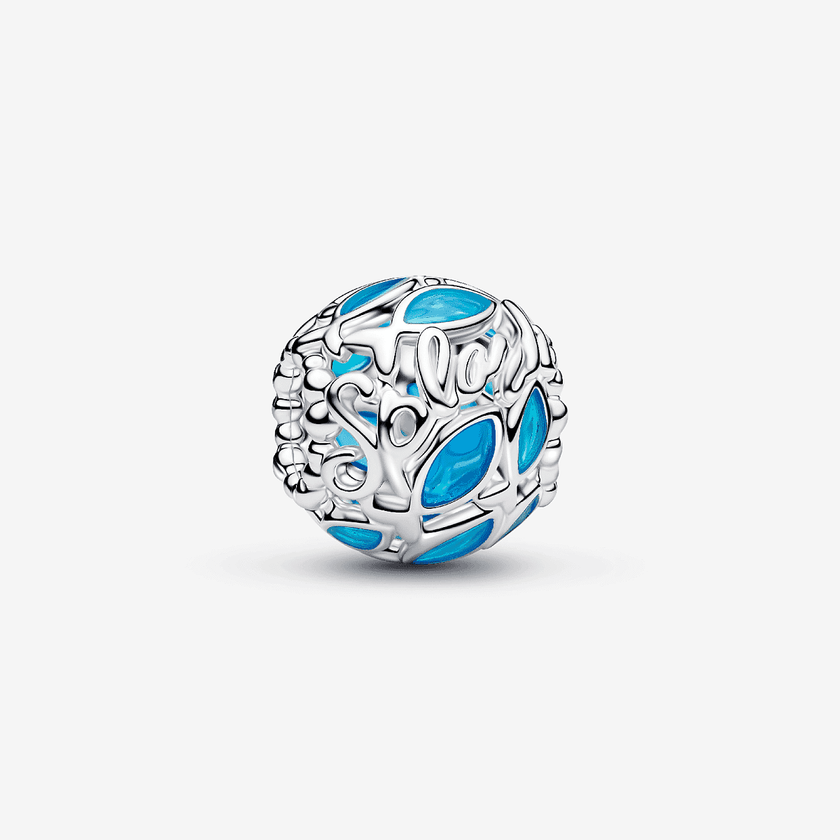 Vista frontal del Charm Pandora Pez Nadando en Filigrana en plata de ley y esmalte azul - 794699C01