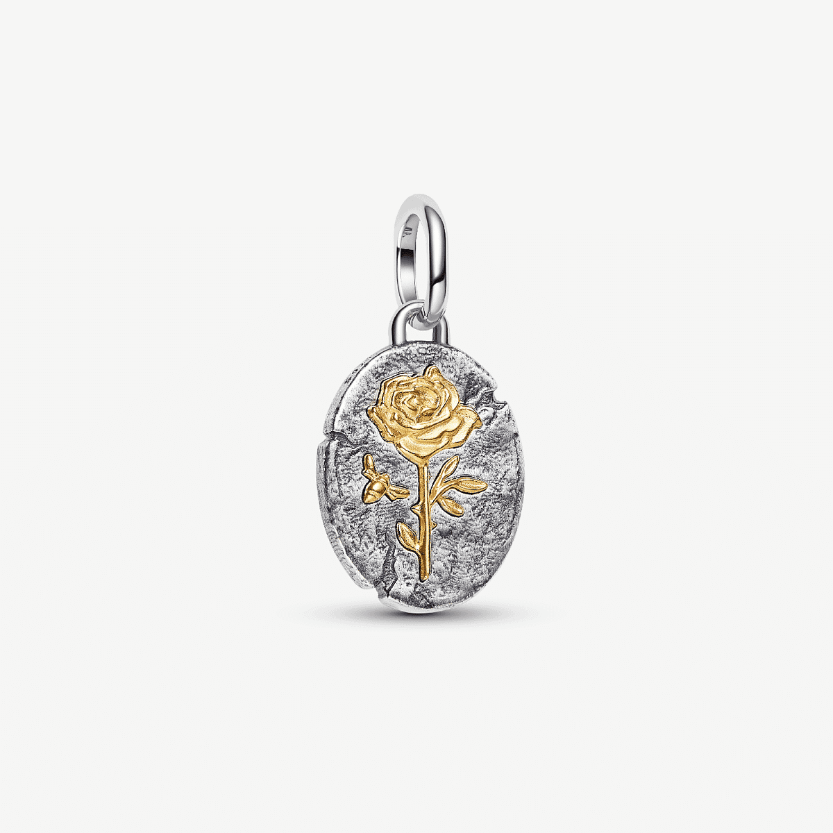 Vista frontal del Charm Pandora Medallón y Rosa en plata de ley y chapado en oro - 764087C00