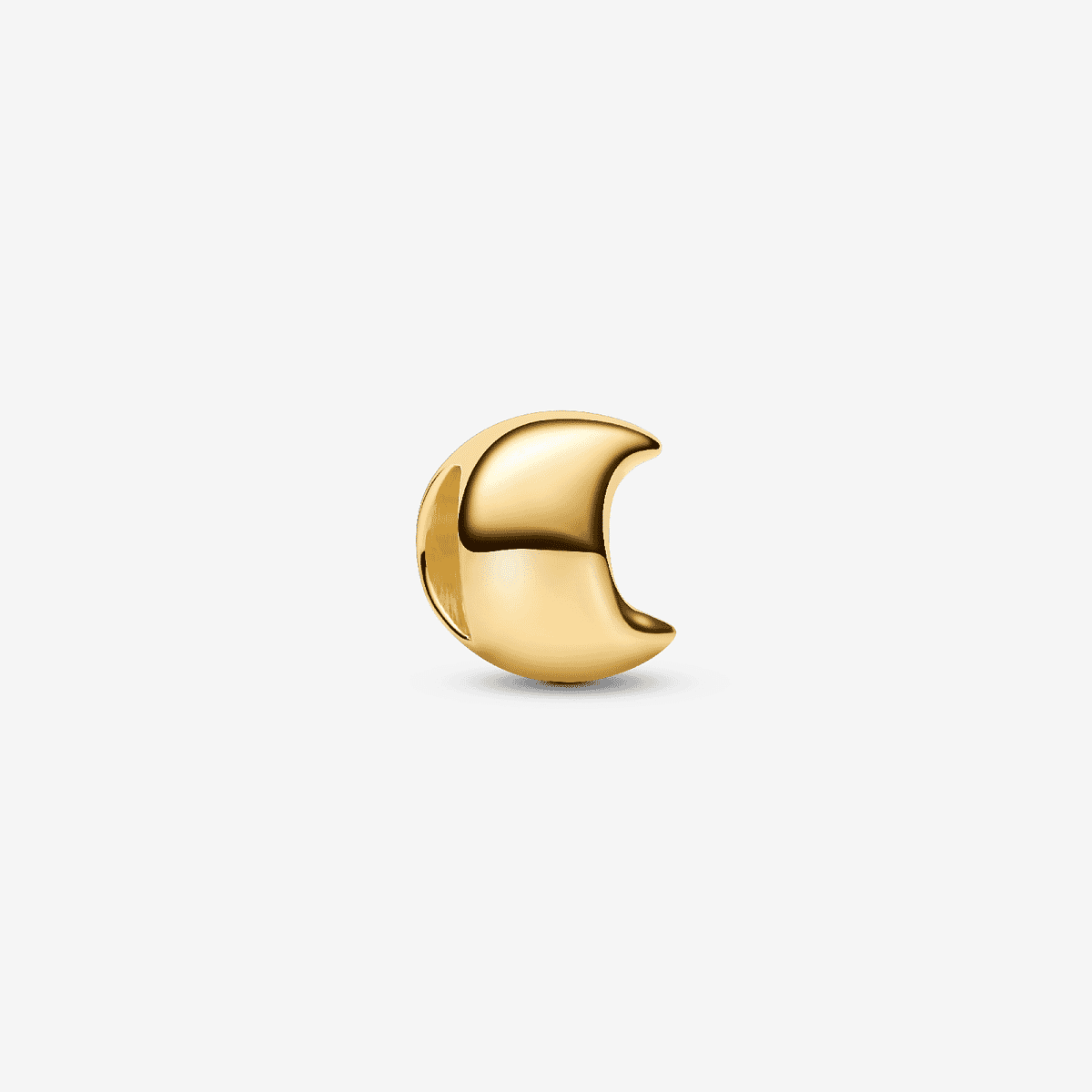 Vista frontal del Charm Pandora Mini Luna en dorado chapado en oro - 764516C00