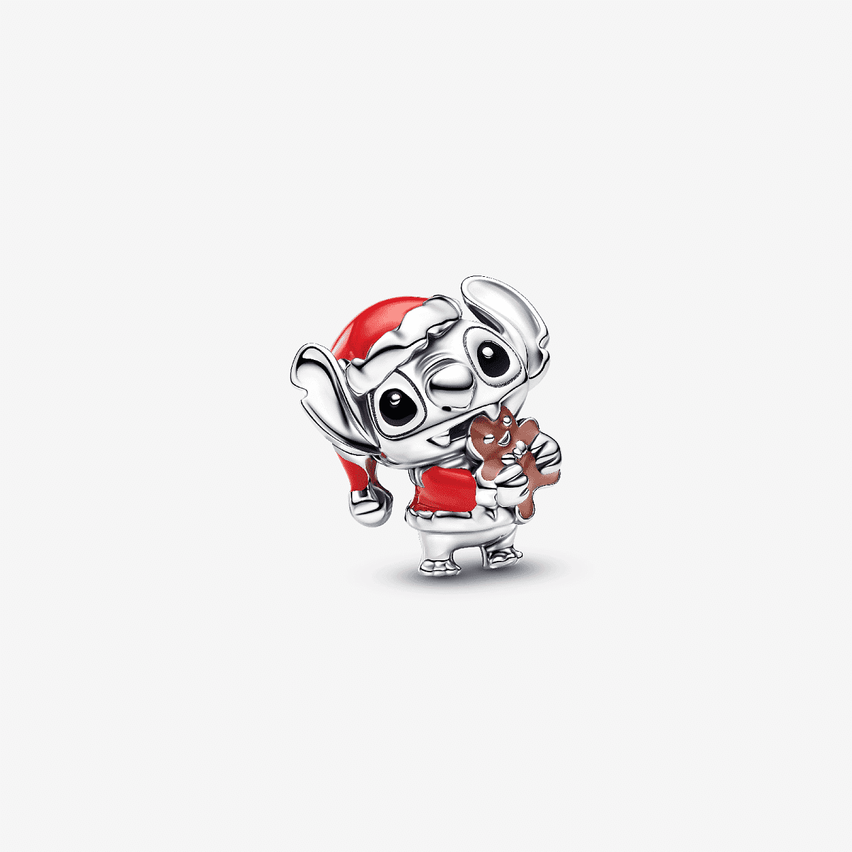 Vista frontal del Charm Pandora Stitch Navideño de Disney en plata de ley y esmalte rojo - 794377C01