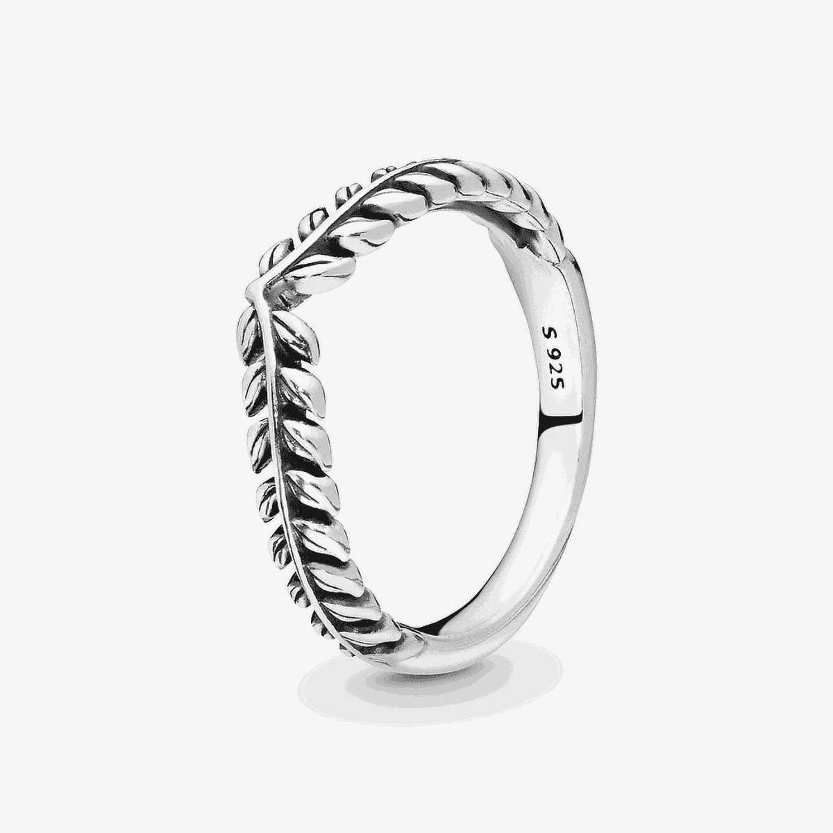 Anillo Pandora Deseo Animado en plata con diseño de hojas - 197681