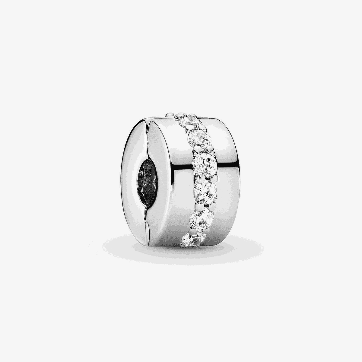 Charm Pandora de Clip Fila Brillante en plata de ley con cristales transparentes visto de frente - 791972CZ