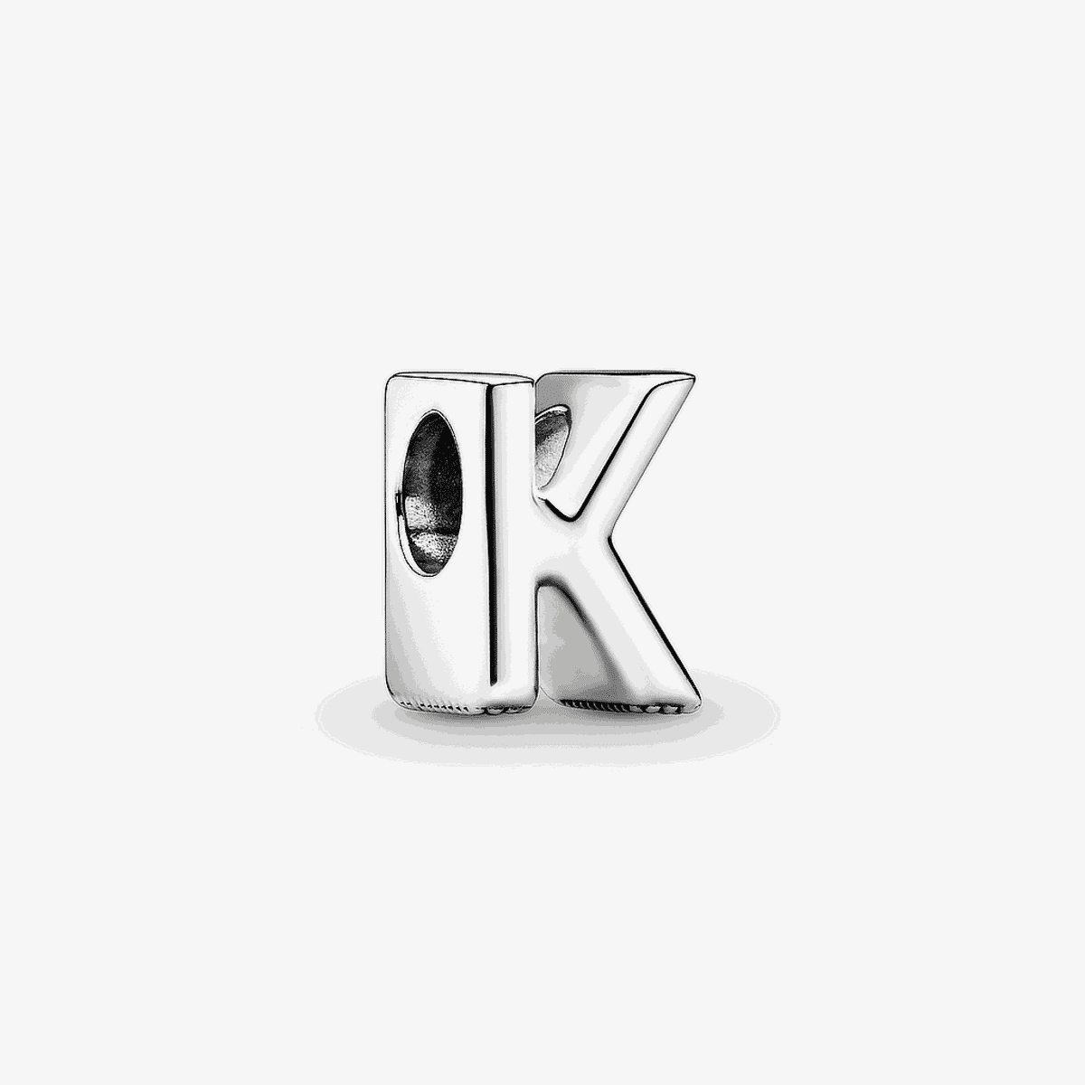 Charm Pandora en plata de ley Letra K vista frontal - 797465