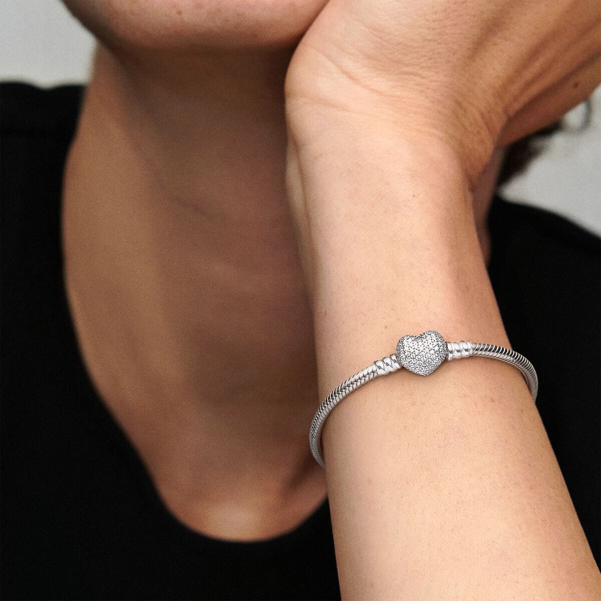Bracelet Femme Avec Coeur Pavé - Acier Inoxydable, Longueur Ajustable (17, 18 Ou 19 Cm), Neuf Avec étiquettes