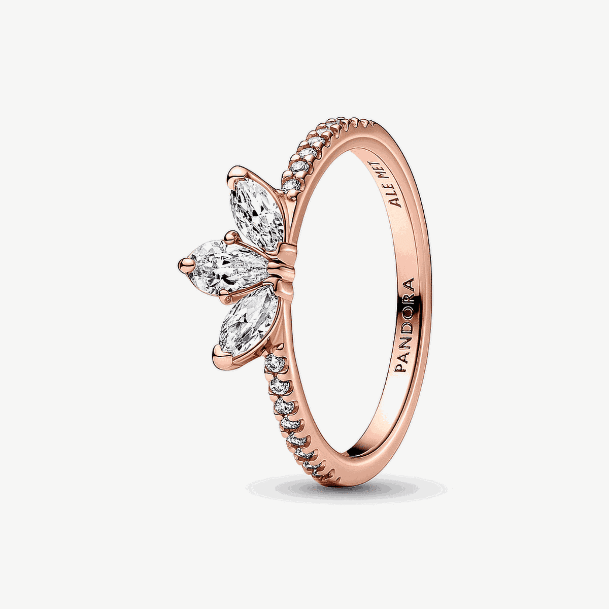 Vista frontal del Anillo Pandora Herbario Brillante chapado en oro rosa con cristales en forma de pétalos - 182392C01