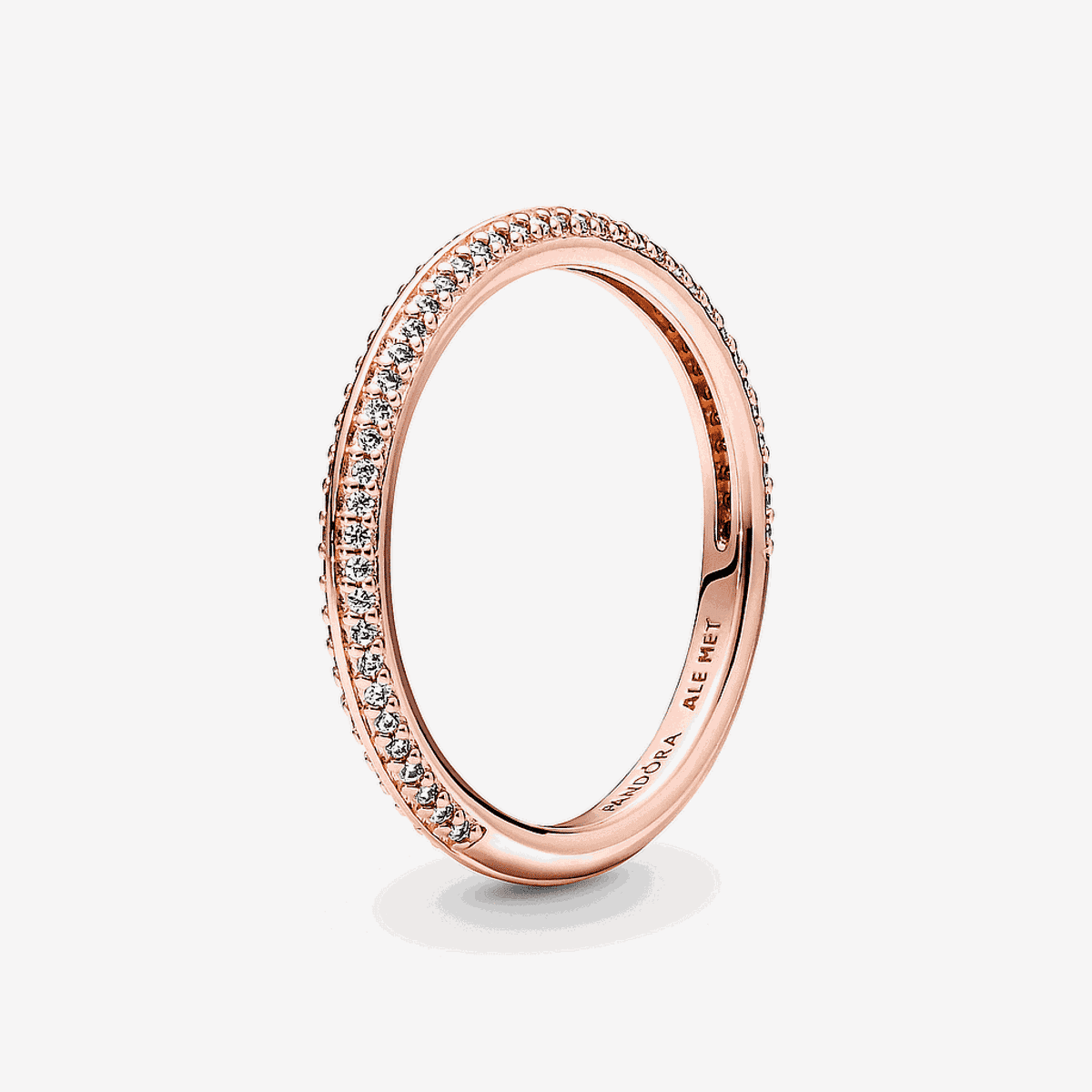Anillo Pavé Brillante Pandora ME chapado en oro rosa con cristales - 189679C01