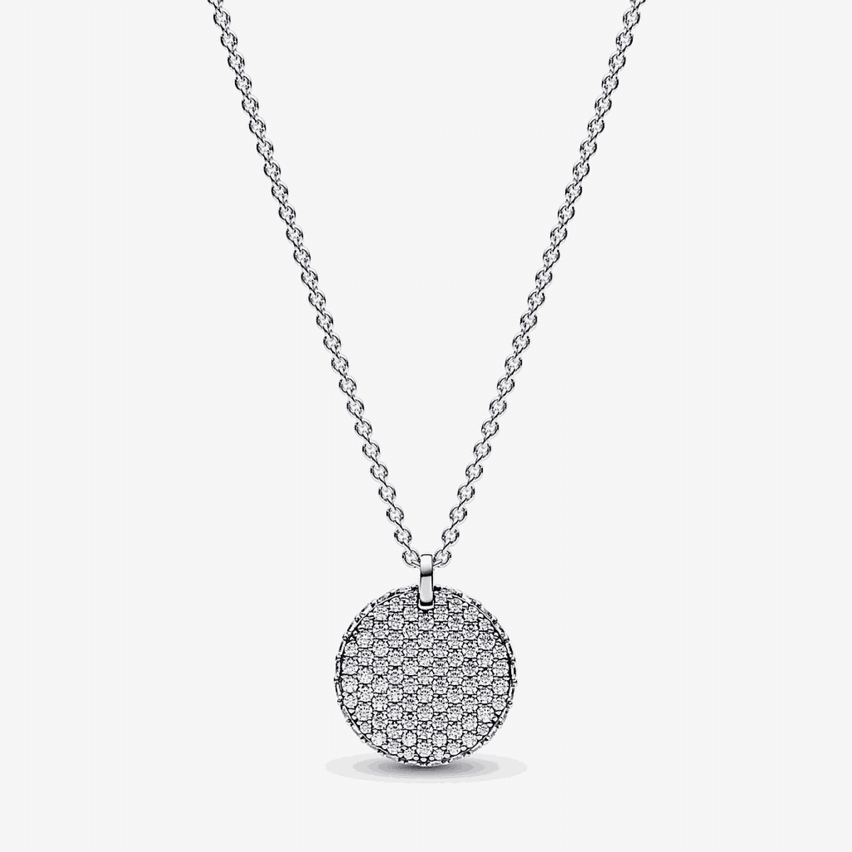 Collar Pandora con colgante circular en pavé de plata de ley - 392632C01